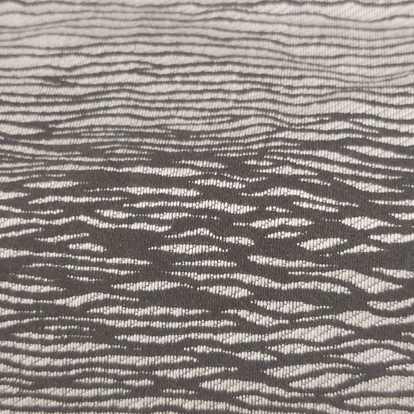 *SOLD* NWOT Ann Taylor Skirt Size 10 - Picture 4 of 10